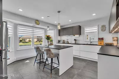 108 Murray Hill Terrace, Marlboro Township, NJ 07746 - Photo 8