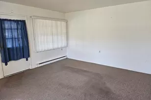 533 Dartmoor Ct, Lakewood, NJ 08701 - Photo 2