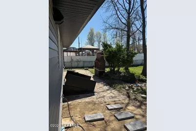 298 Broad Street, Matawan, NJ 07747 - Photo 22