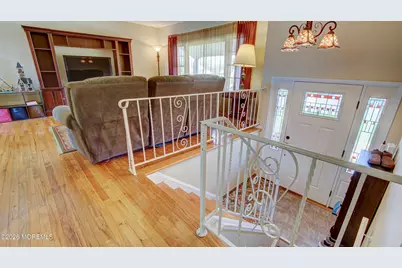11 Sheffield Drive, Manalapan Township, NJ 07726 - Photo 4