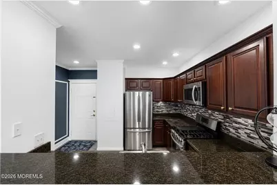324 Promenade, Edgewater, NJ 07020 - Photo 14