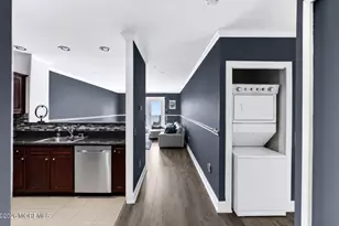 324 Promenade, Edgewater, NJ 07020 - Photo 10