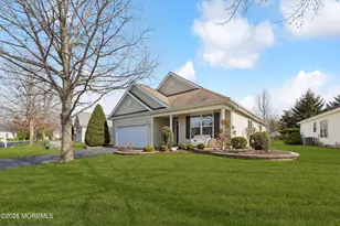 101 Huntington Dr, Jackson, NJ 08527 - Photo 2