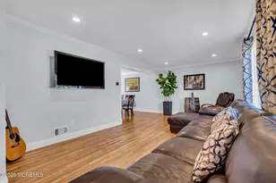 170 Smith Cir, Point Pleasant, NJ 08742 - Photo 4