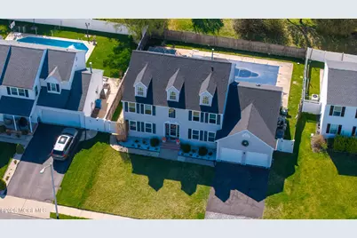 53 Crater Lake Road, Howell Township, NJ 07731 - Photo 4