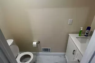 410 Ferry St, Trenton, NJ 08611 - Photo 20