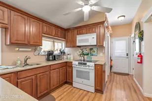 16 Carroll Ave, Tuckerton, NJ 08087 - Photo 14