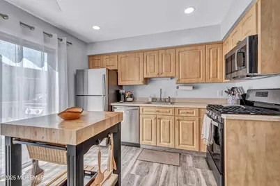 20 Cedar Street #5, Highlands, NJ 07732 - Photo 12