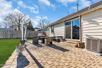 421 Forrest Avenue, Lanoka Harbor, NJ 08734 - Photo 20