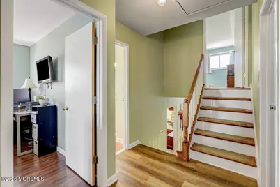 611 S Laurel Avenue, Hazlet Township, NJ 07730 - Photo 22