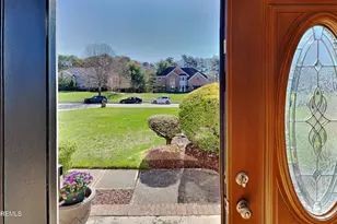 33 Mill Pond Rd, Jackson, NJ 08527 - Photo 4