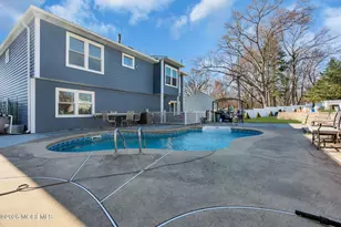 522 Woolley Dr, Neptune Township, NJ 07753 - Photo 36