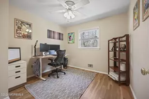 36 Overbrook Dr, Freehold, NJ 07728 - Photo 20