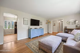 36 Overbrook Dr, Freehold, NJ 07728 - Photo 8