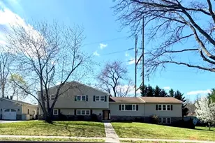 90 Birch Dr, Shrewsbury, NJ 07702 - Photo 1