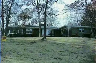 864 Breezy Oaks Dr, Toms River Township, NJ 08753 - Photo 1