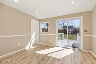 78 Liberty Pl, Hazlet Township, NJ 07734 - Photo 12