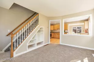 78 Liberty Pl, Hazlet Township, NJ 07734 - Photo 2