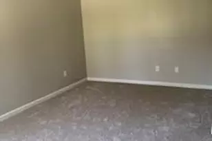 140 Amberly Dr, Englishtown, NJ 07726 - Photo 4