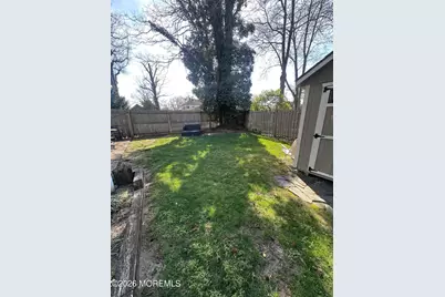 402 Maple Drive, Belford, NJ 07718 - Photo 16