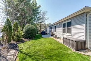 4 Eric Ct, Brick, NJ 08723 - Photo 2