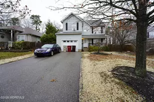 27 Lena Ct, Berkeley, NJ 08721 - Photo 1