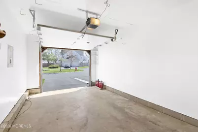 6 Stowe Court, Freehold, NJ 07728 - Photo 28