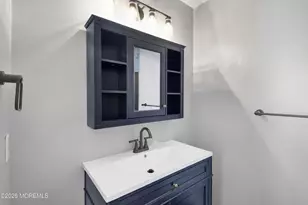 6 Stowe Ct, Freehold, NJ 07728 - Photo 24