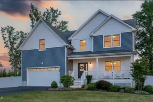 312 Elm Ct, Brick, NJ 08723 - Photo 2