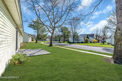 22 Farnworth Close #1000, Freehold, NJ 07728 - Photo 30