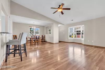 22 Farnworth Close #1000, Freehold, NJ 07728 - Photo 10