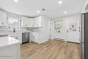 15 Buckingham Dr N, Manchester Township, NJ 08759 - Photo 2