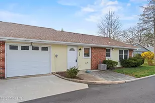 404A Picardy Ct, Lakewood, NJ 08701 - Photo 22