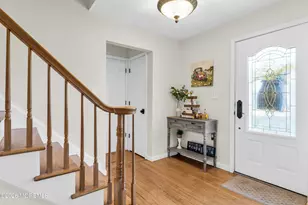 1 Lake Ontario Ln, Morganville, NJ 07751 - Photo 4