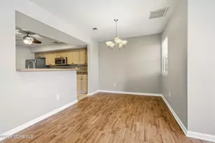 26 Forrest Ct, Tinton Falls, NJ 07753 - Photo 10