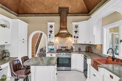 12 Red Fox Run, Manalapan Township, NJ 07726 - Photo 12