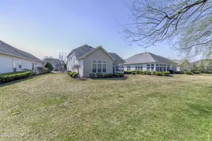 17 E Sagamore Dr, Farmingdale, NJ 07727 - Photo 24