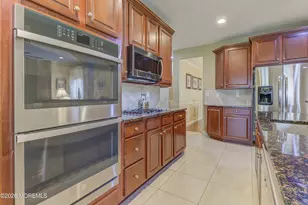 17 E Sagamore Dr, Farmingdale, NJ 07727 - Photo 8
