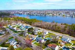 149 Berkeley Dr, Brick, NJ 08724 - Photo 28