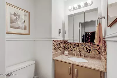 5 Chelsea Court, Sayreville, NJ 08859 - Photo 14