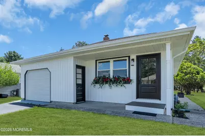 404 Jamaica Boulevard, Toms River Township, NJ 08757 - Photo 2