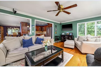 2 Darien Circle, Howell Township, NJ 07731 - Photo 14