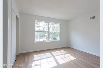 36 Diane Drive, Tinton Falls, NJ 07753 - Photo 8