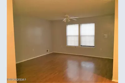 106 Daffodil Drive, Jackson, NJ 08527 - Photo 10