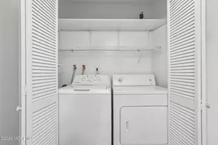 18 Pine Cluster Cir, Manalapan Township, NJ 07726 - Photo 6