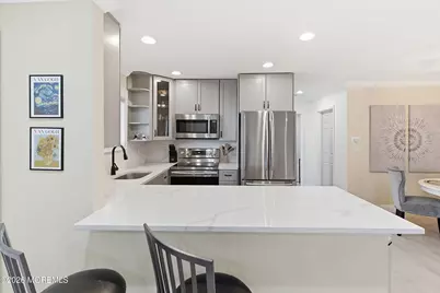 35 Wharfside Drive, Monmouth Beach, NJ 07750 - Photo 10