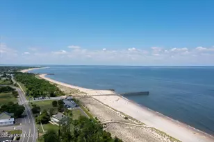 194 Park Pl, Belford, NJ 07718 - Photo 30