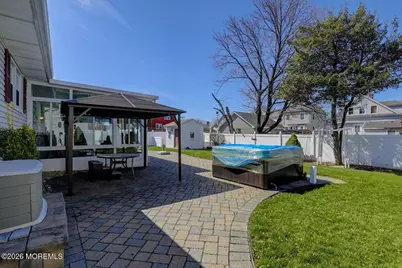 194 Park Place, Belford, NJ 07718 - Photo 26