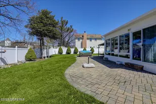 194 Park Pl, Belford, NJ 07718 - Photo 28