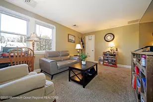 14 Oldfield Pl, Red Bank, NJ 07701 - Photo 8